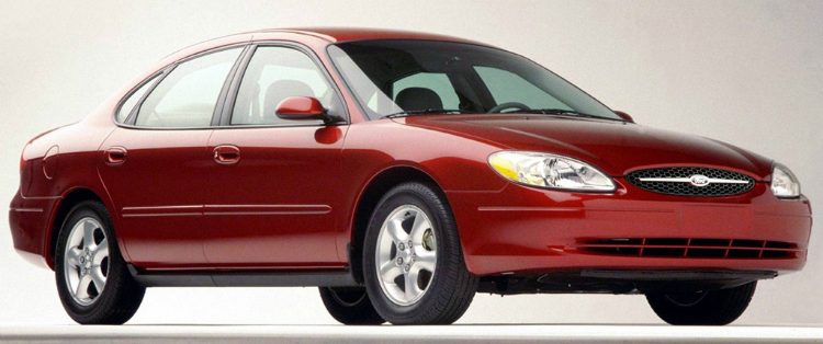 Ford Taurus '00