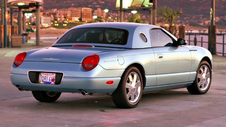 Ford Thunderbird '02