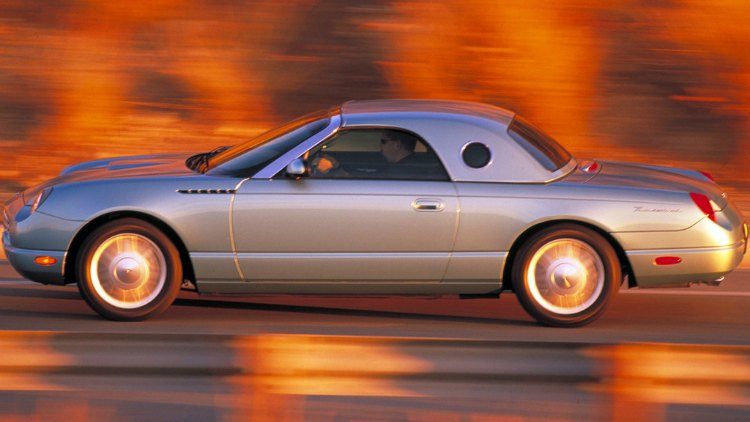 Ford Thunderbird '02