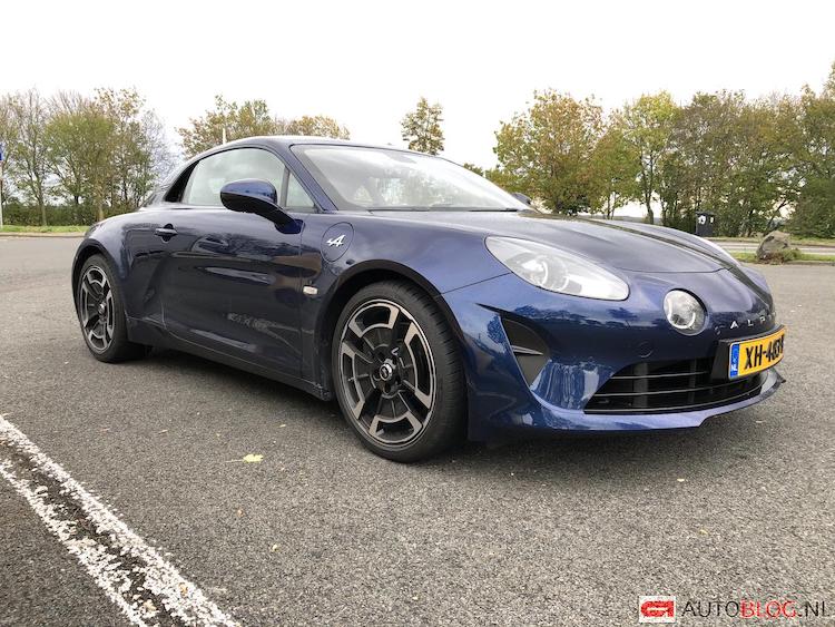 Autoblog Garage: Mégane R.S. Trophy vs A110: van welke word je blijer?