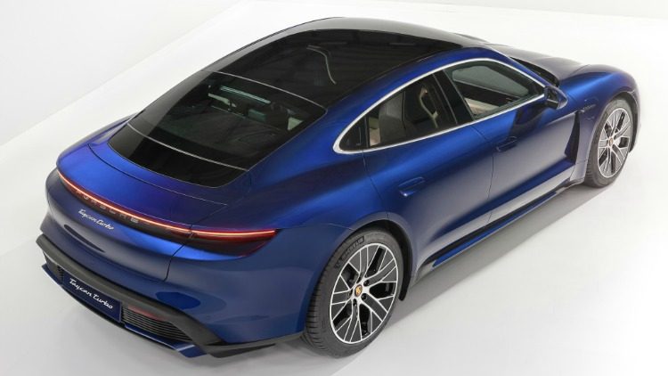 Porsche Taycan Turbo S - Tesla Model S P100D Performance '19