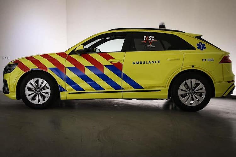 Deze Audi Q8-Ambulance gebruikt men bij speciale ritten
