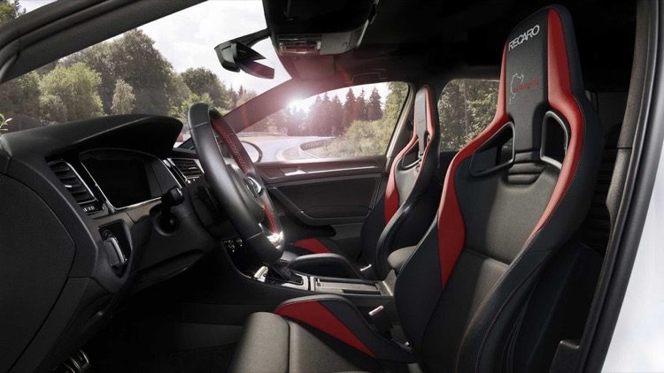 Recaro CS Sportster Nurburgring Edition '19