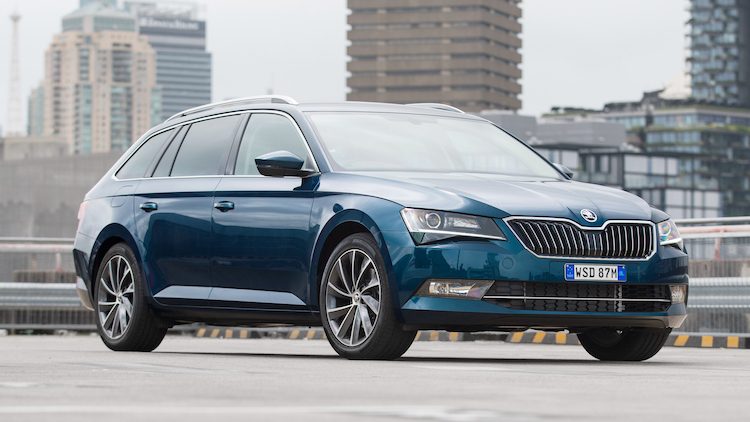 Skoda Superb Combi 2.0 TDI DSG Ambition (3V) '15