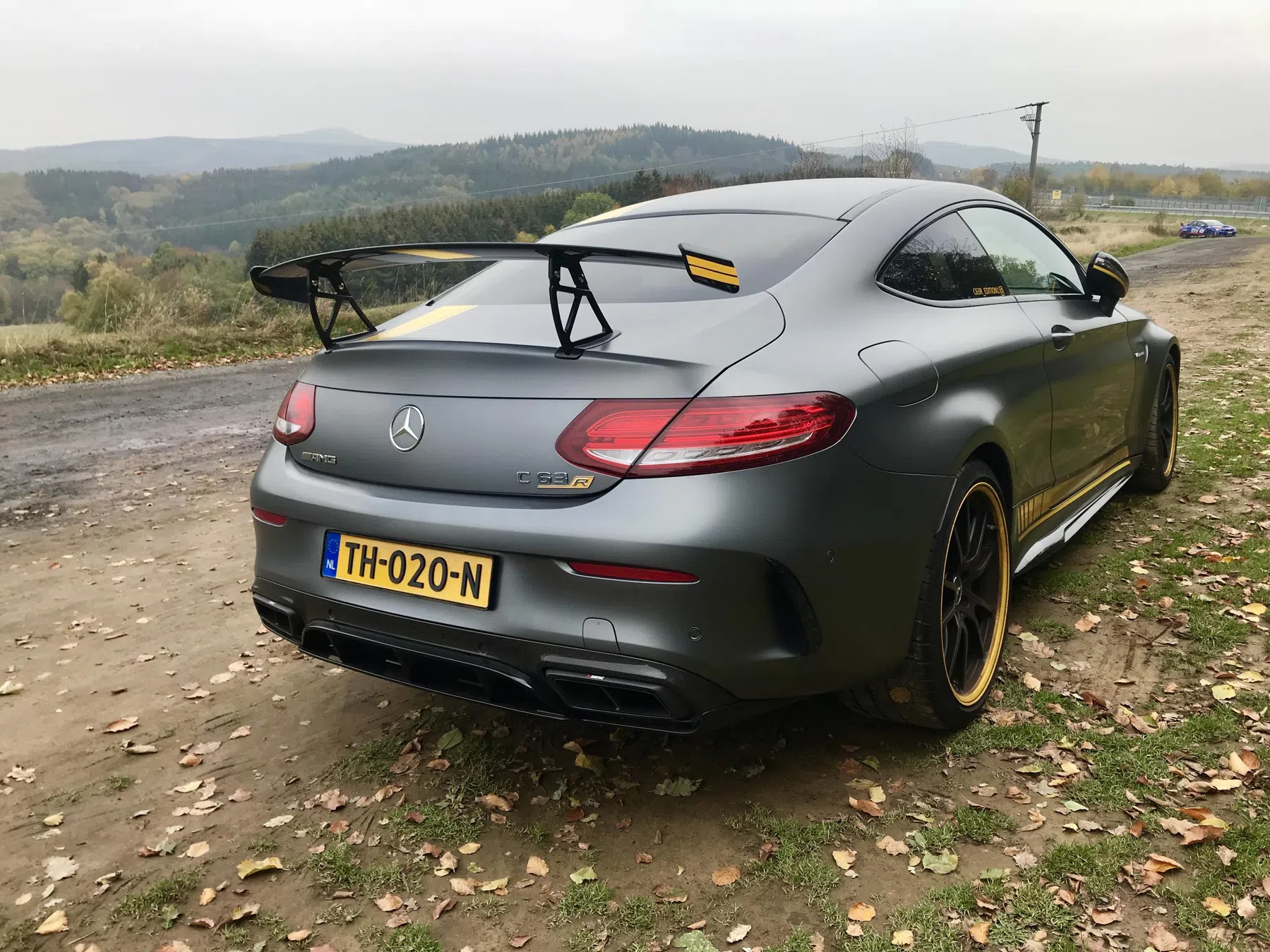Mercedes C63 R AMG