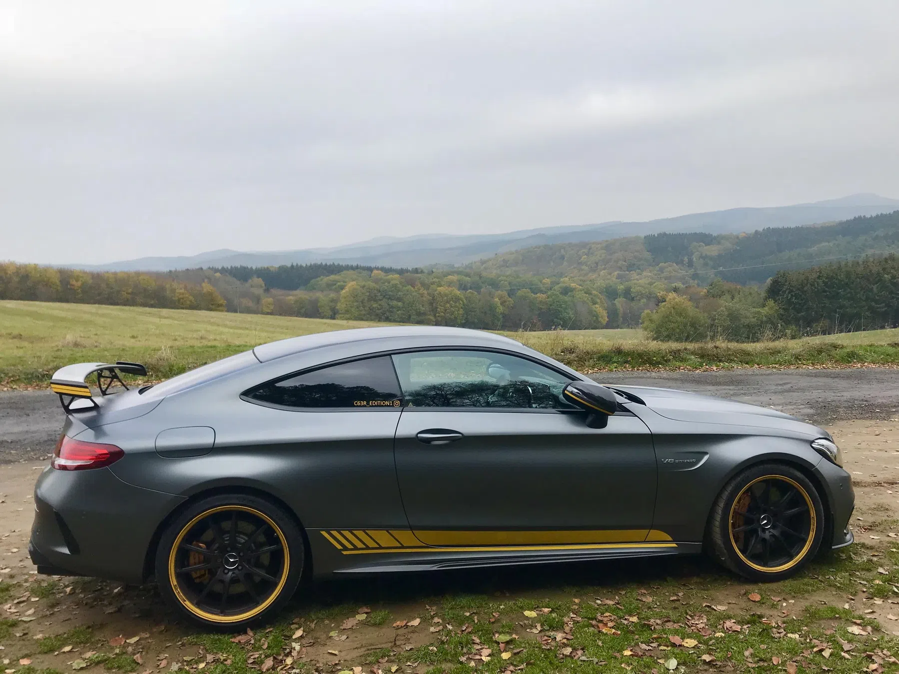 Mercedes C63 R AMG