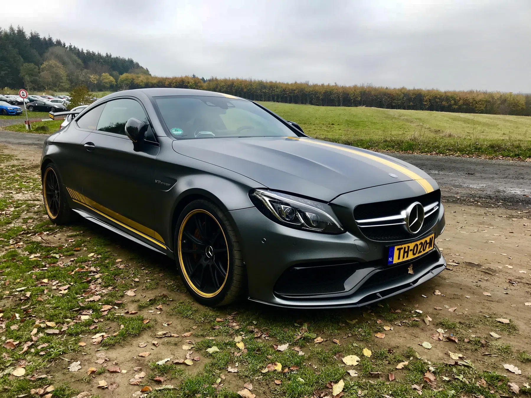 Mercedes C63 R AMG