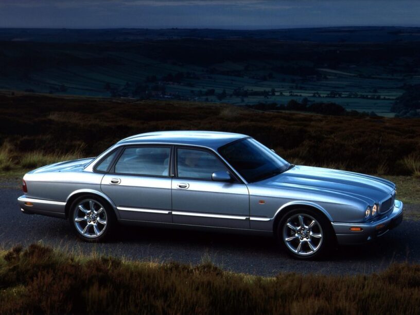 Jaguar XJ-R Manual (X306) "94