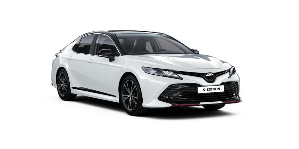 Toyota Camry S-Edition (XV60) '20 (voorzijde)
