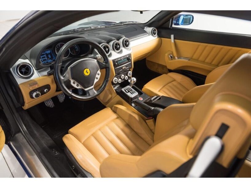 Ferrari interieur
