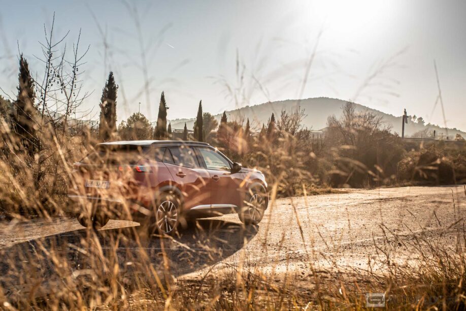 Peugeot e-2008 SUV rijtest