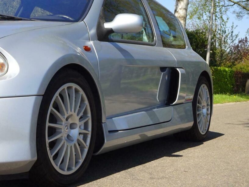 Goedkoopste Clio V6 Nederland