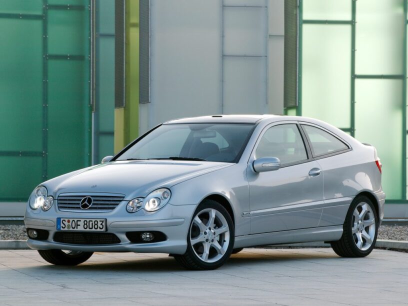 Hot Hatch buitenbeentjes - Mercedes-Benz C350 Sportcoupé (CL203)