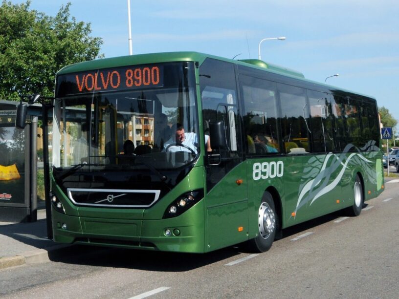 Volvo 8900