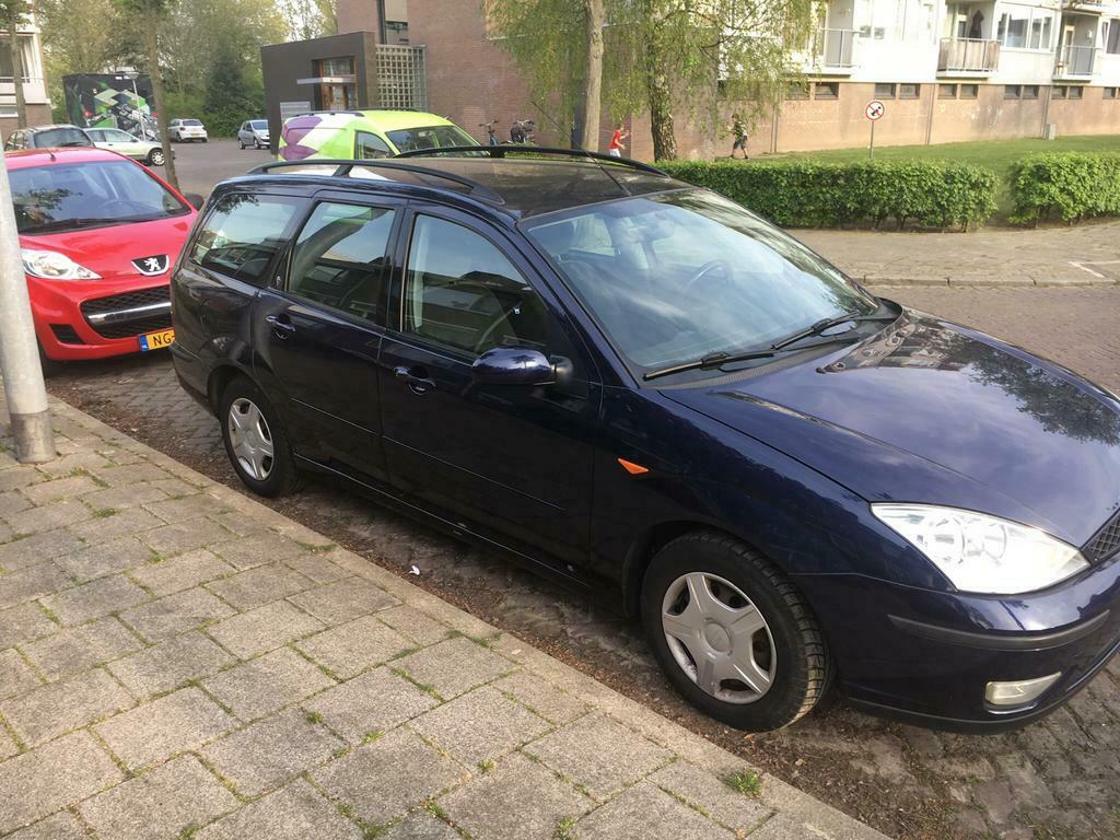 Ford Focus Ghia