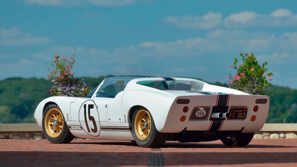 Ford GT40 Roadster Prototype