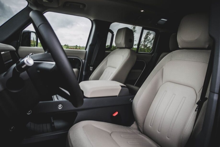 Interieur van de Land Rover Defender