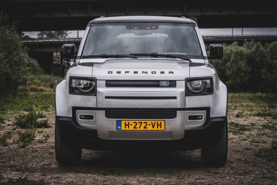 Land Rover Defender 2020