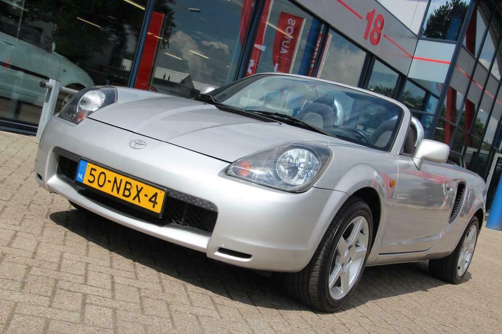Toyota MR2