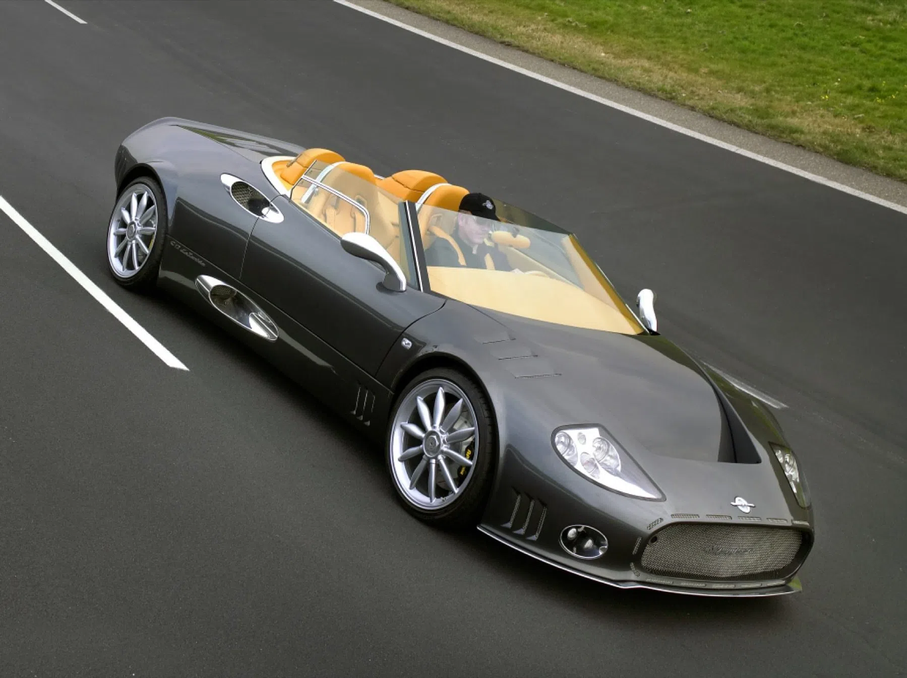 Victor Muller Spyker - C8