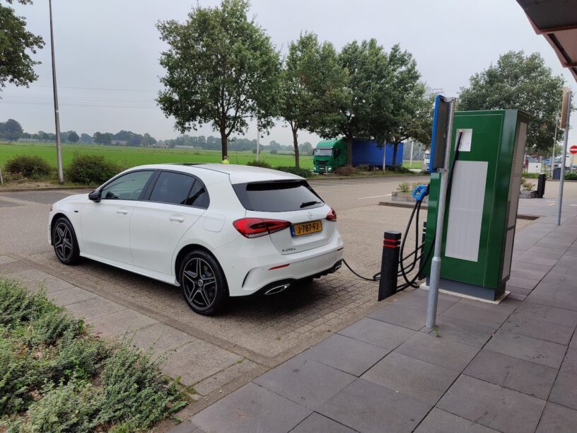 plug-in hybride op vakantie