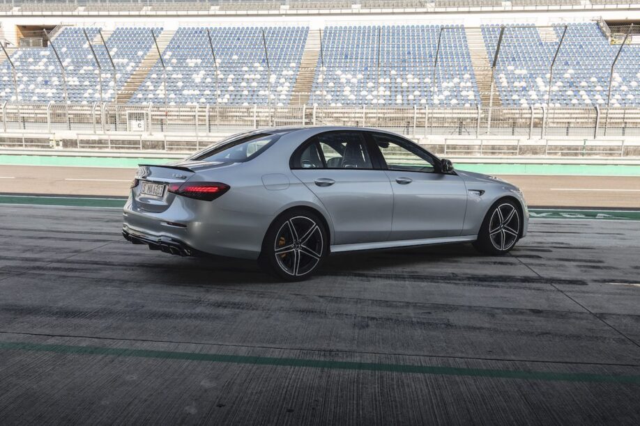Mercedes-AMG E-klasse zijkant