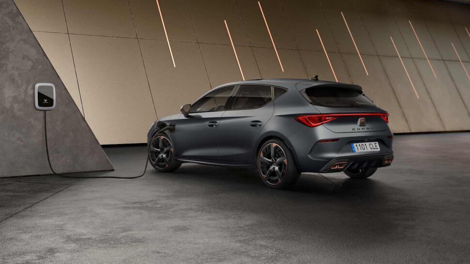 Mercedes A250e concurrenten - Cupra Leon eHybrid