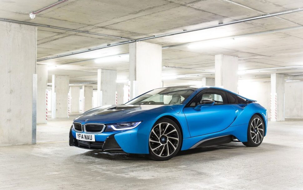 BMW i8