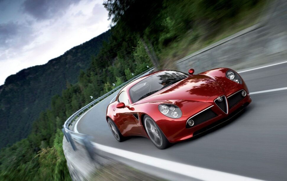 Alfa Romeo 8C