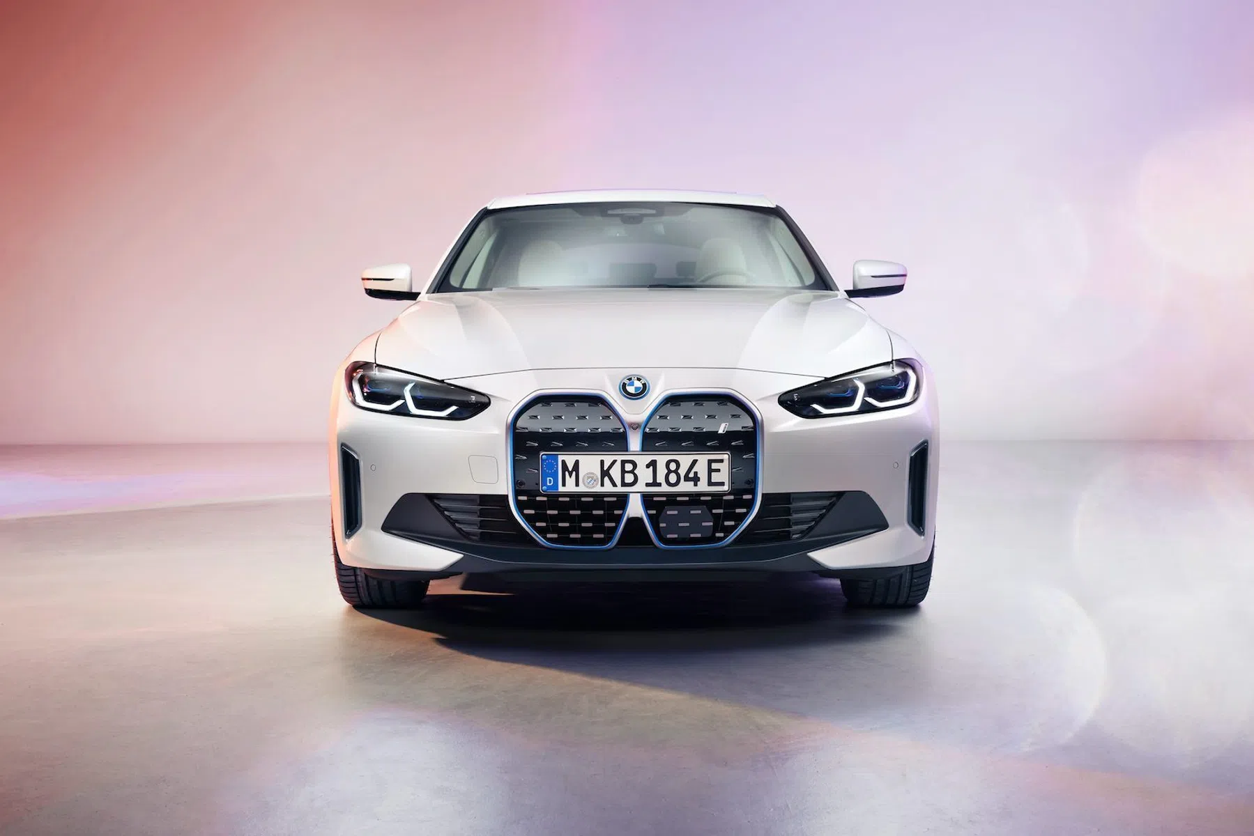 BMW i4