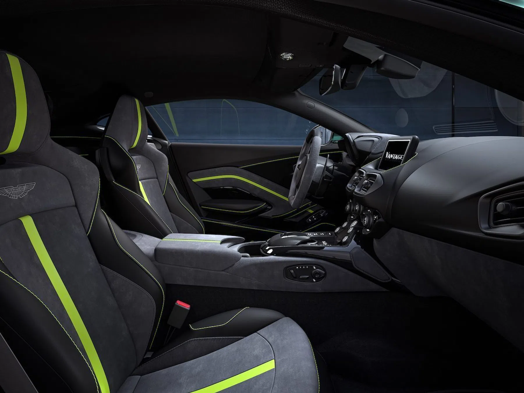 Aston Martin Vantage F1
