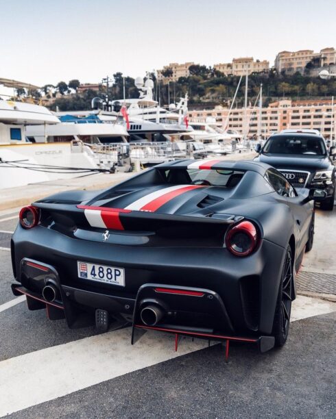 Ferrari 488 Pista Spider Charles Leclerc