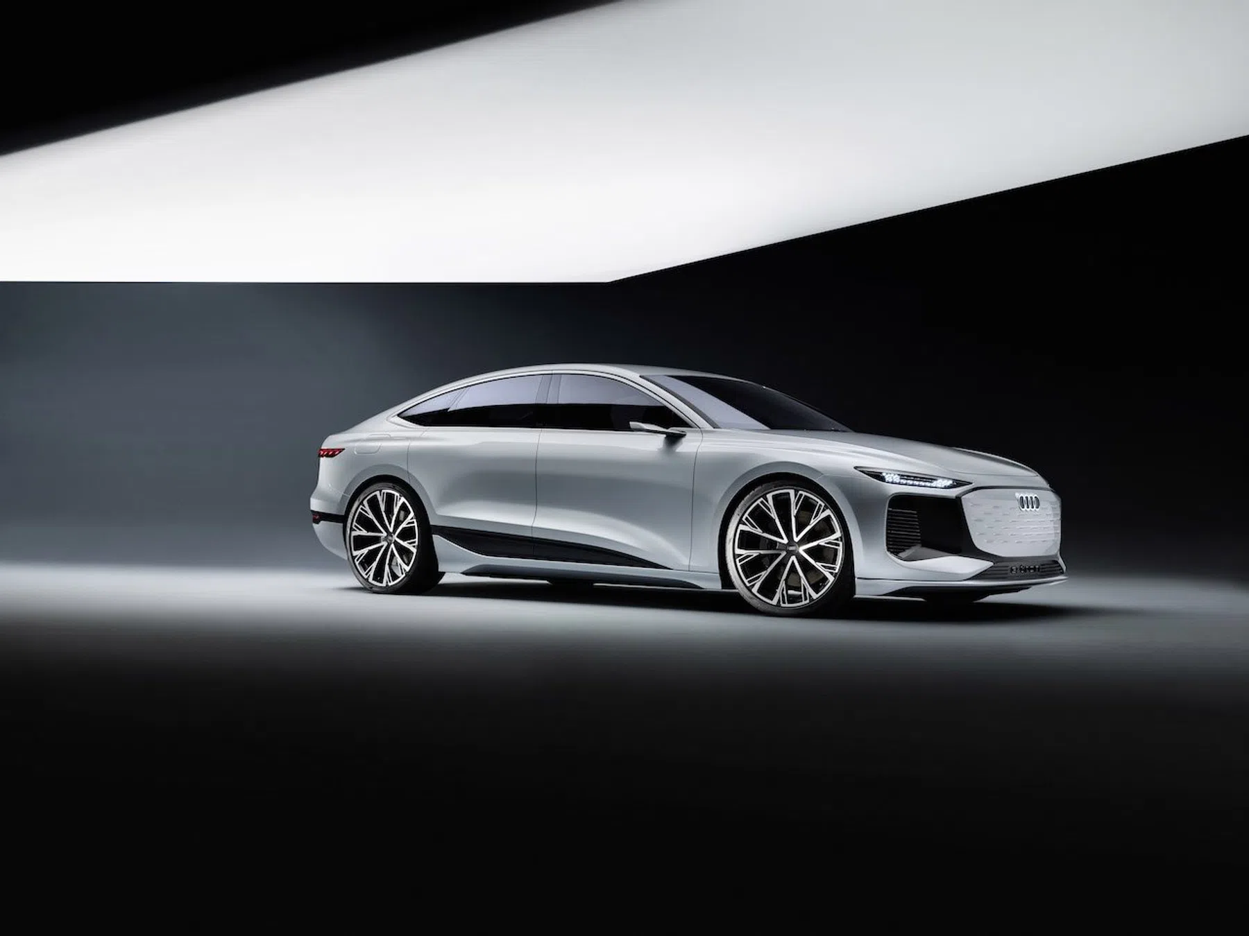 Audi A6 e-tron concept