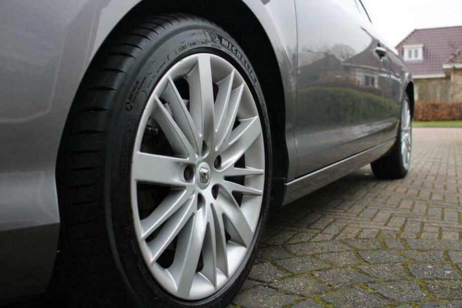 duurste Renault Laguna Coupé