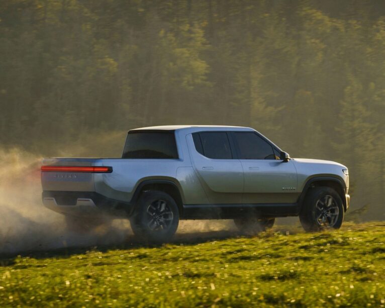 Rivian doet Tesla