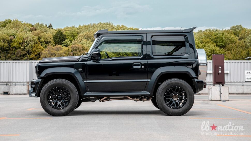 Liberty Walk Suzuki Jimny