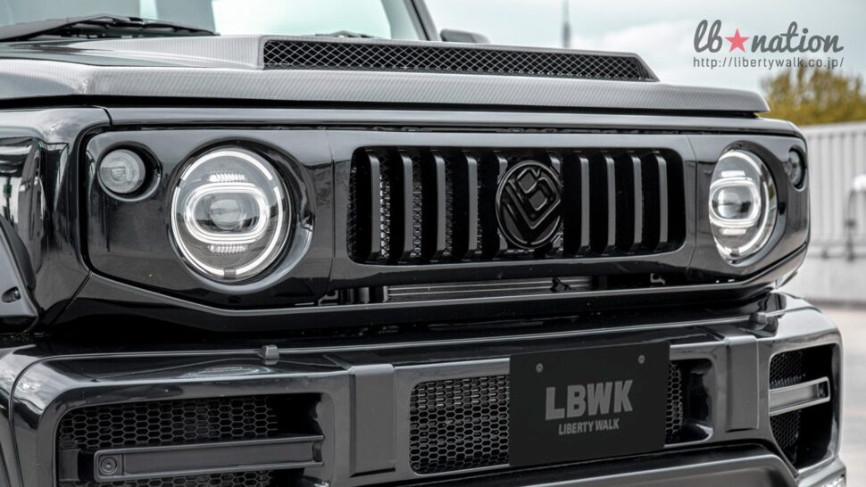 Liberty Walk Suzuki Jimny