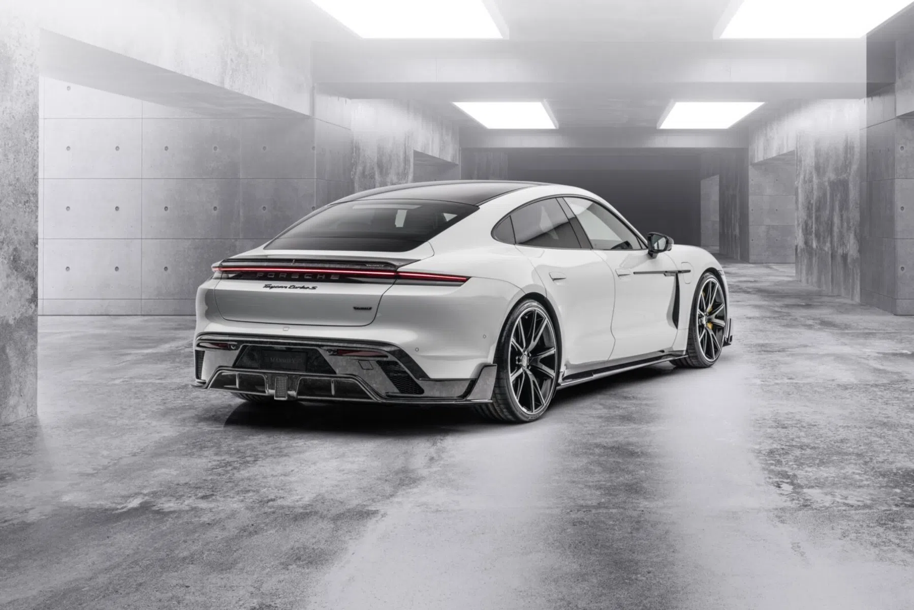 porsche taycan mansory