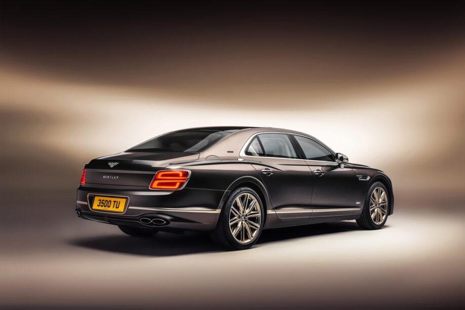 Bentley Flying Spur Hybrid Odyssean Edition