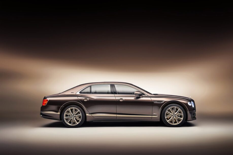 Bentley Flying Spur Hybrid Odyssean Edition