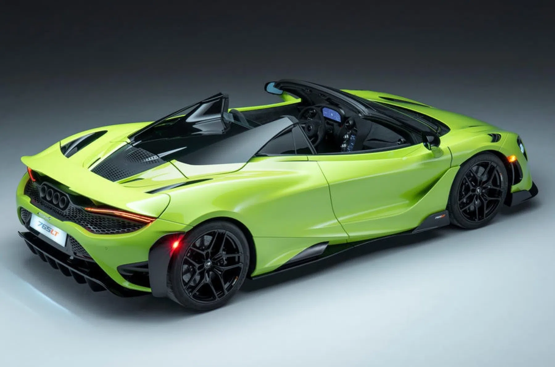 765LT