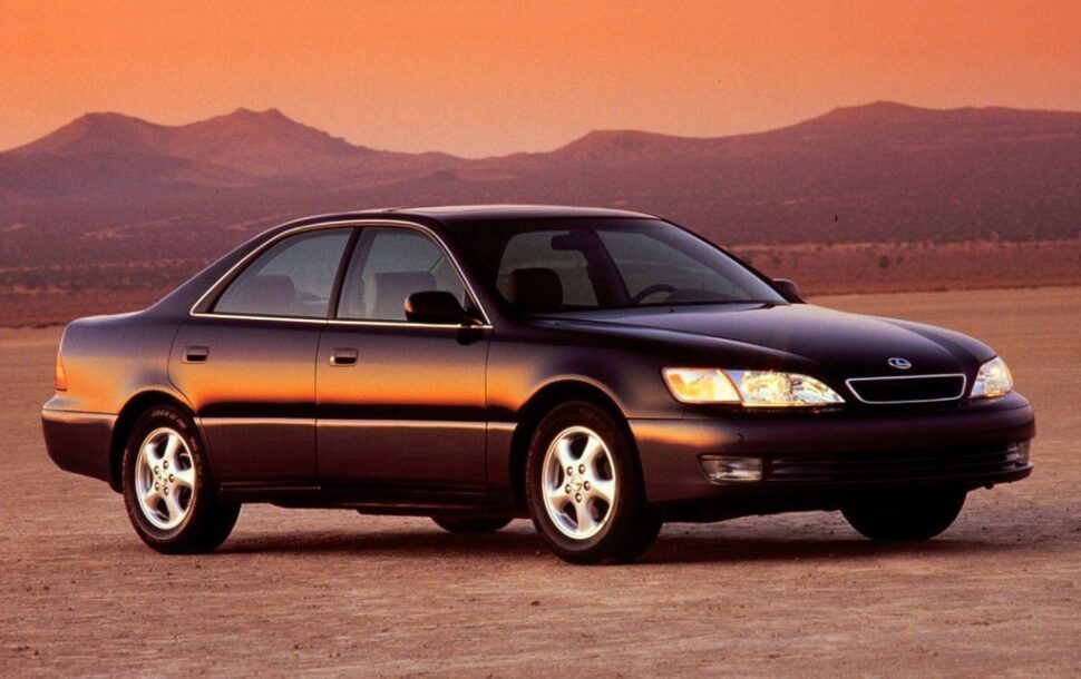 Lexus ES