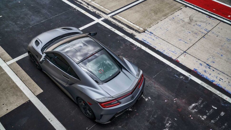 Max Verstappen krijgt een NSX Type S cadeau