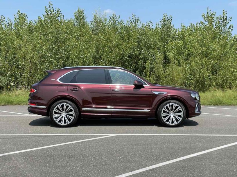 Bentley Bentayga Hybrid rijtest