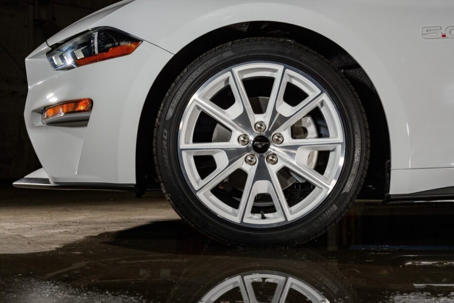 Mustang Ice White