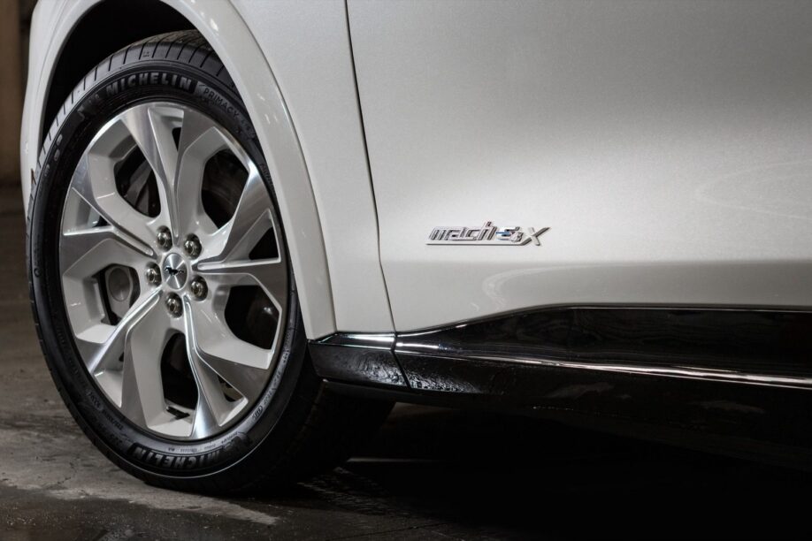 Mustang Ice White