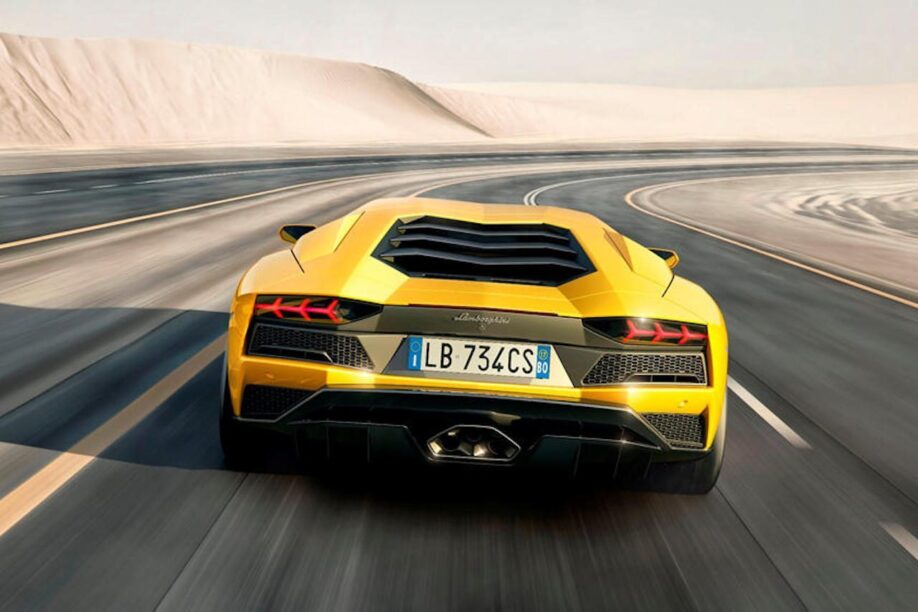 Lamborghini Aventador