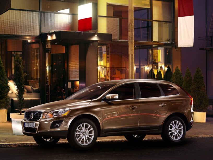 Luxe premium crossover