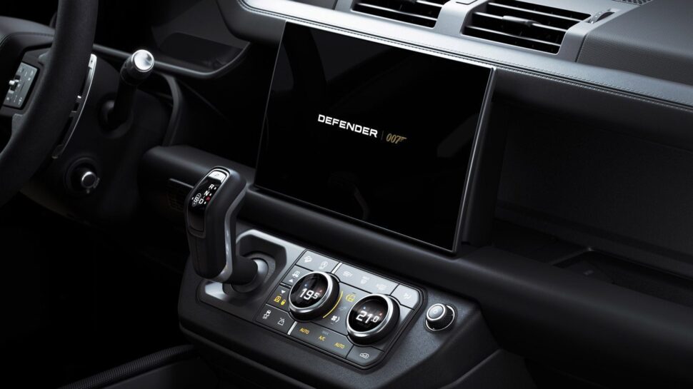 Land Rover Defender Bond Edition