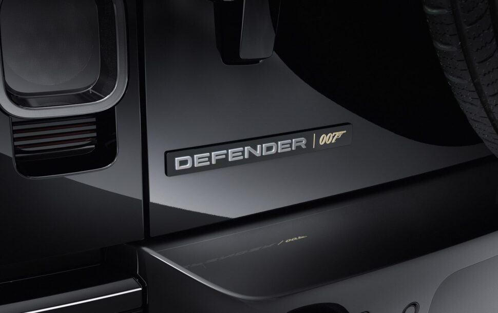 Land Rover Defender Bond Edition